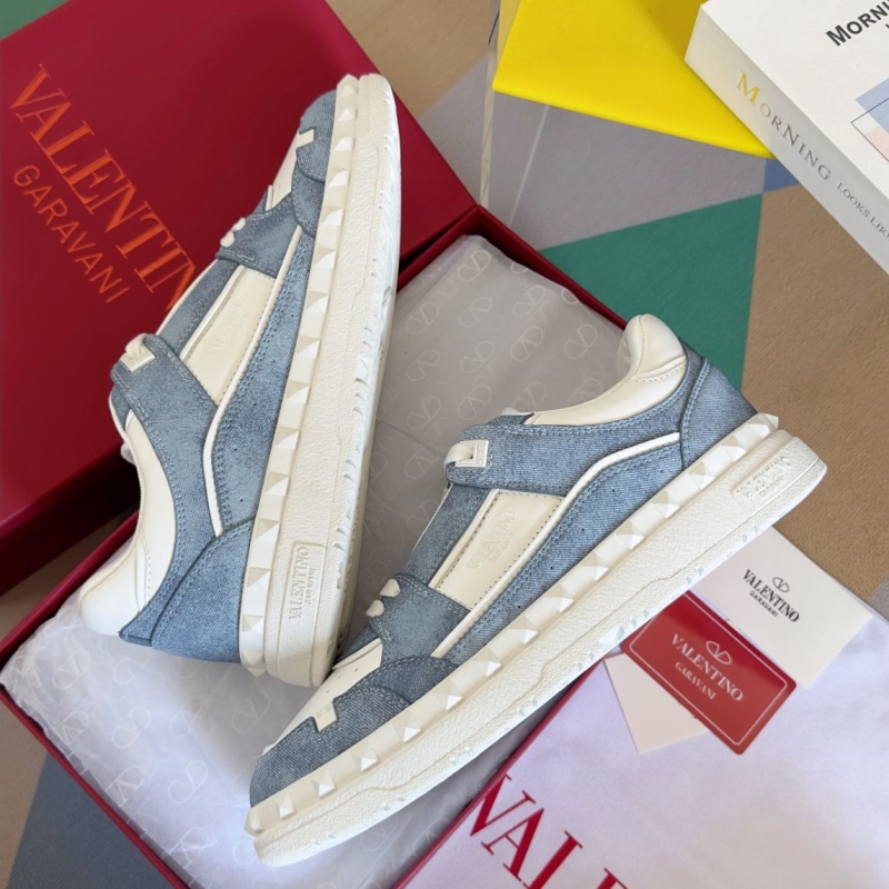 Valentino Sneakers